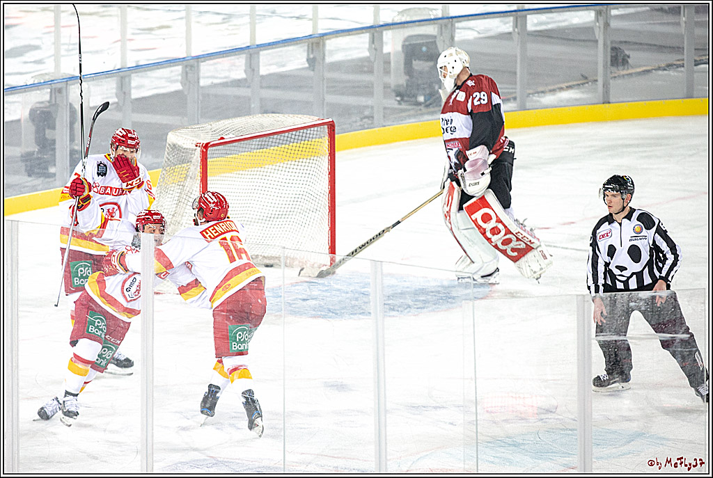 DEL Wintergame; Koelner Haie - Duesseldorfer EG; Koeln, 12.01.2019